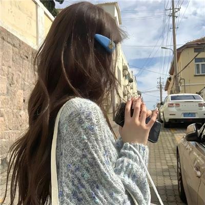 我想变成鸟,所以跳起来